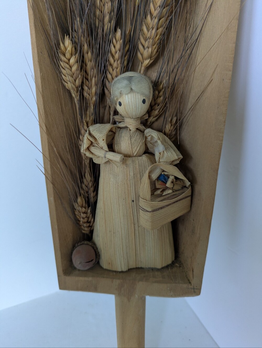Corn Husk Handcrafted  Doll Wall Art Natural Wood Country Farmhouse
